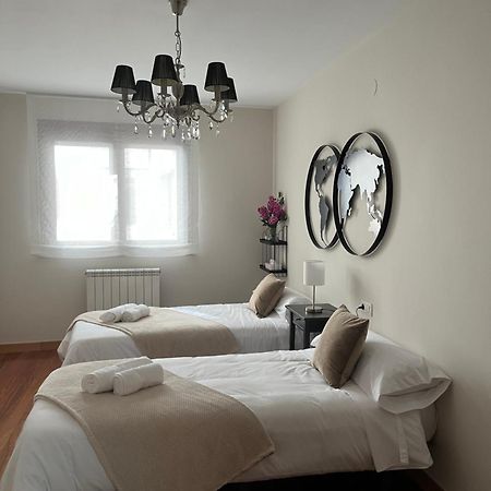 Avanza 4 Plaza Galicia Sarria Dış mekan fotoğraf