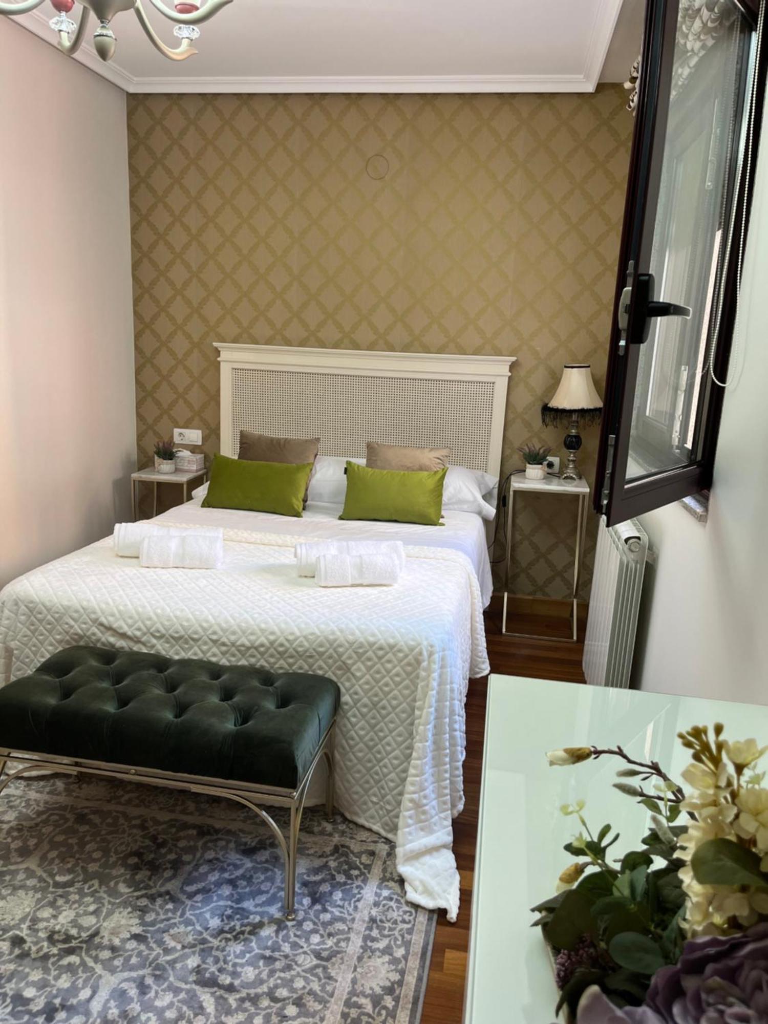 Avanza 4 Plaza Galicia Sarria Dış mekan fotoğraf